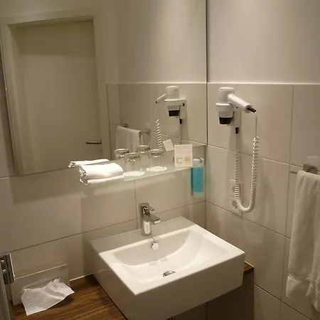 Отель Kronprinz