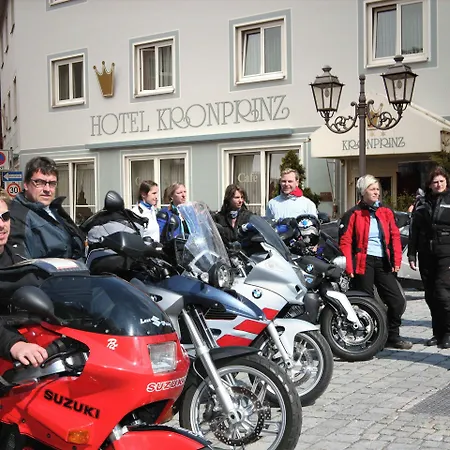 Hotel Kronprinz 3*
